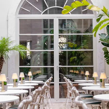 Browns Avenue 5* Lissabon