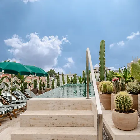 Browns Avenue 호텔 5*