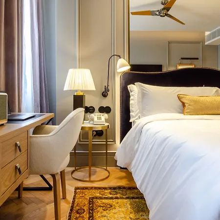 Browns Avenue 5*