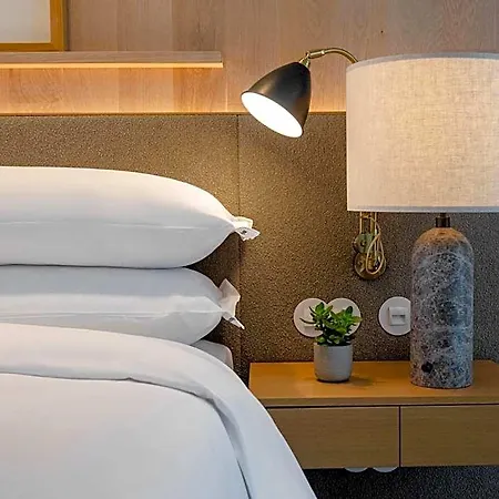 Browns Avenue Hotel 5*