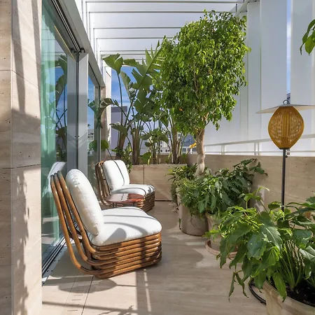 Hotel Browns Avenue 5*