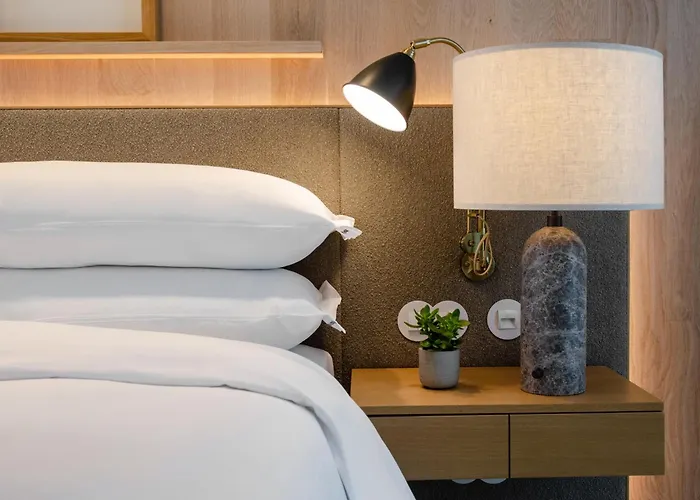 Browns Avenue Hotel 5*