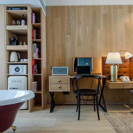 Ξενοδοχείο Browns Avenue