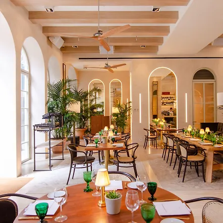 酒店 Browns Avenue 5*