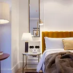 Browns Avenue Hotel 5*