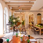 Hotel Browns Avenue 5*